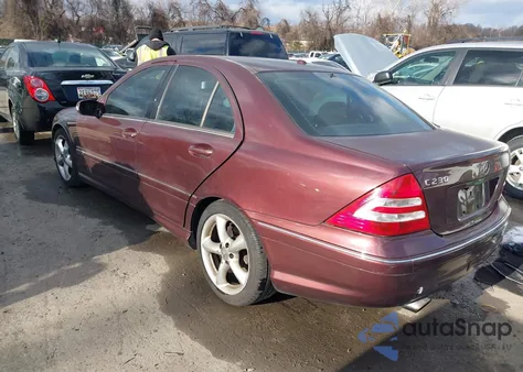 2006 Mercedes-Benz C 230 Sport from USA, damaged, VIN WDBRF52H36F793126